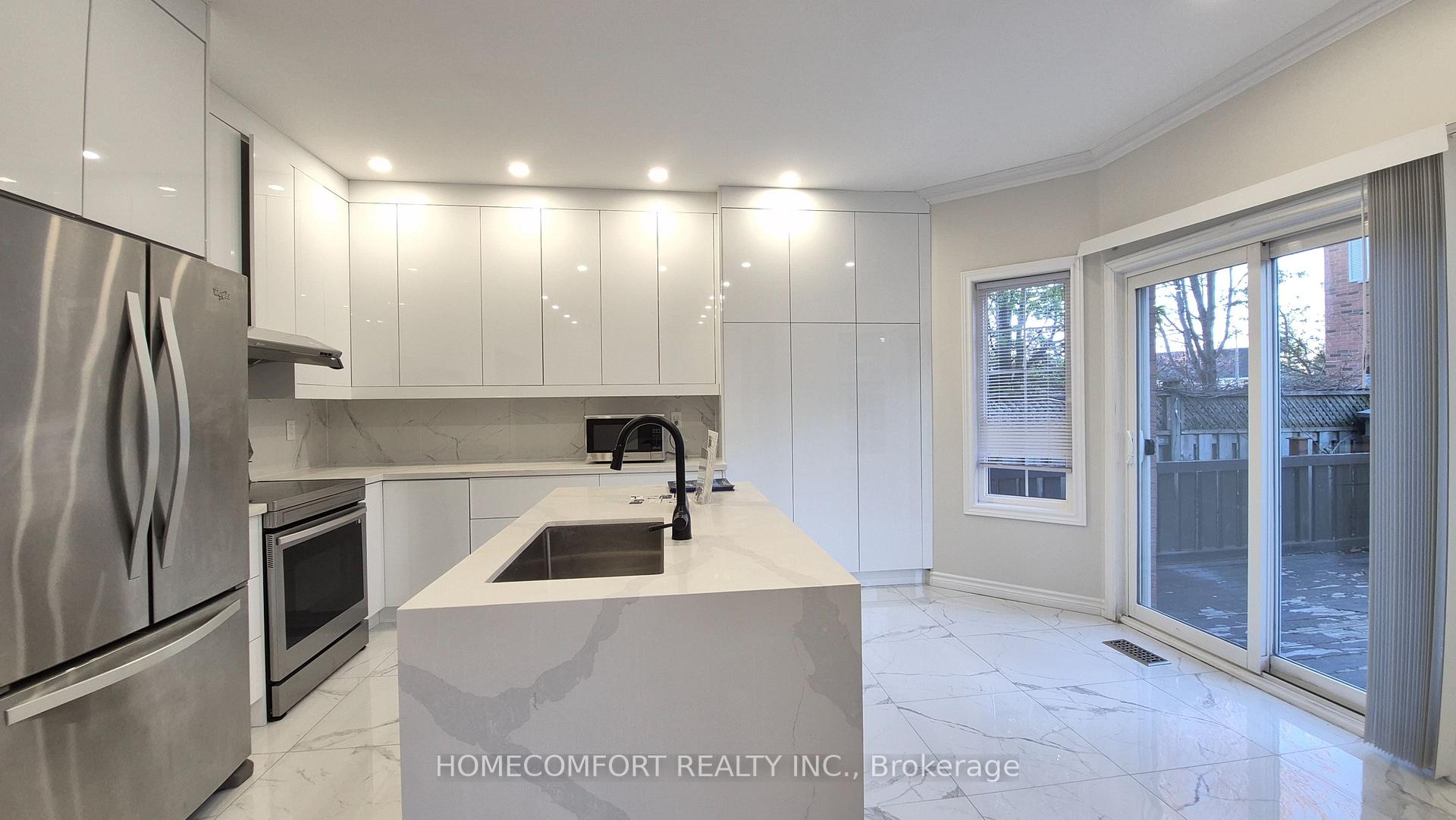 Photo 8 of 4 Caymus Street, Richmond Hill, Langstaff — HOMEH