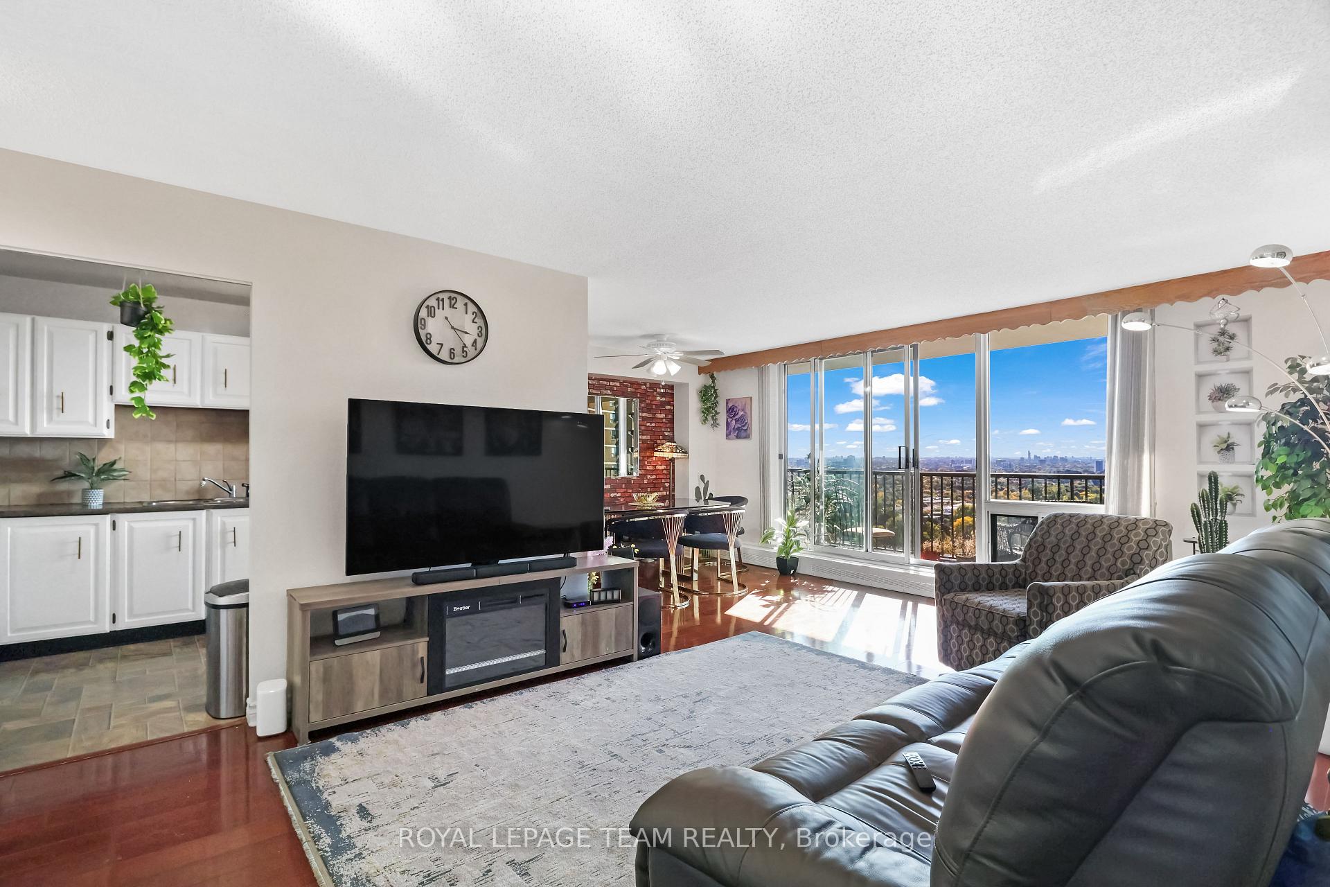 Photo 16 of Unit 1804, 665 Bathgate Drive, Ottawa, Carson Meadows — HOMEH