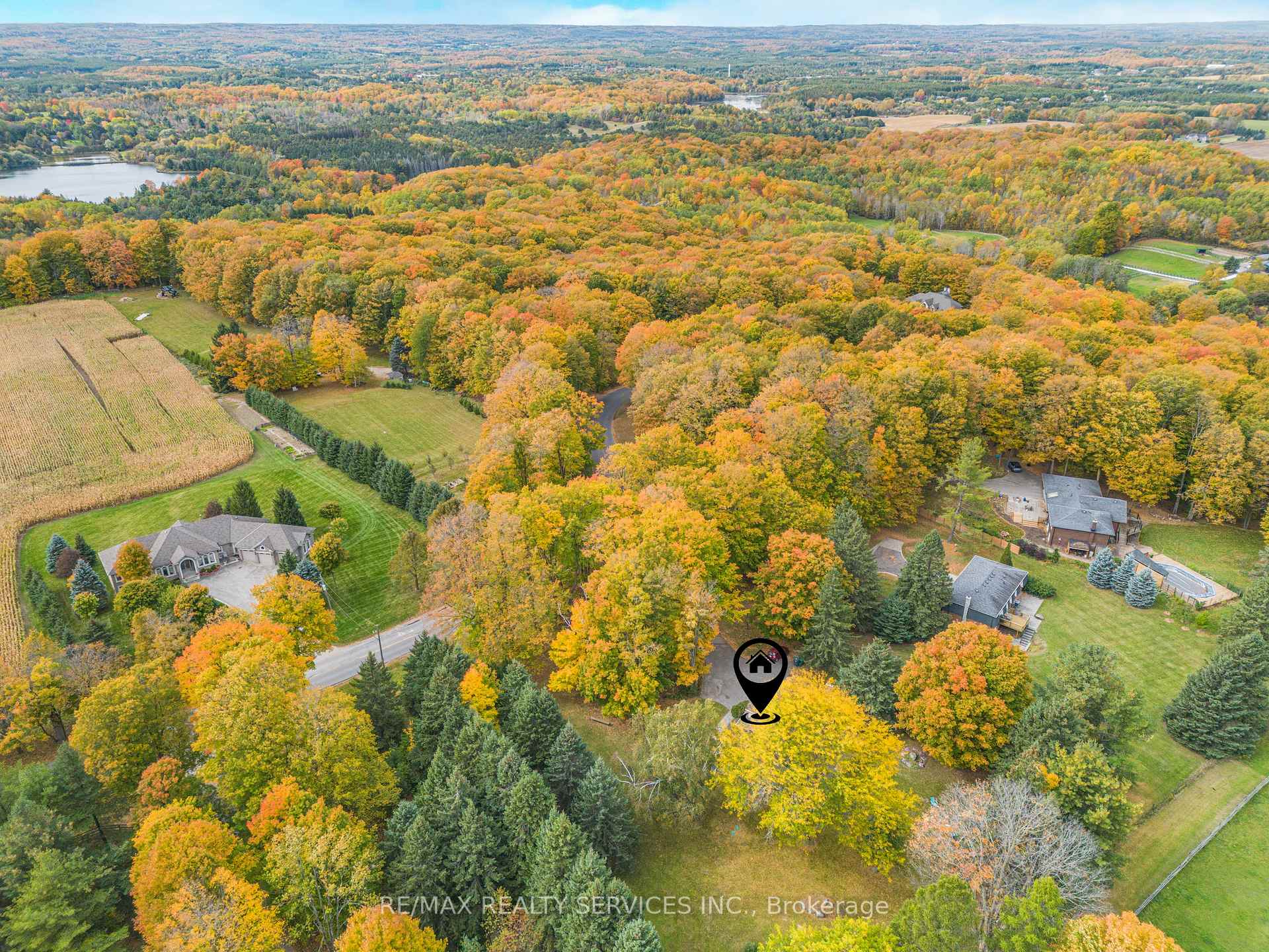 Photo 3 of 16505 Mount Pleasant Road, Caledon, Palgrave — HOMEH