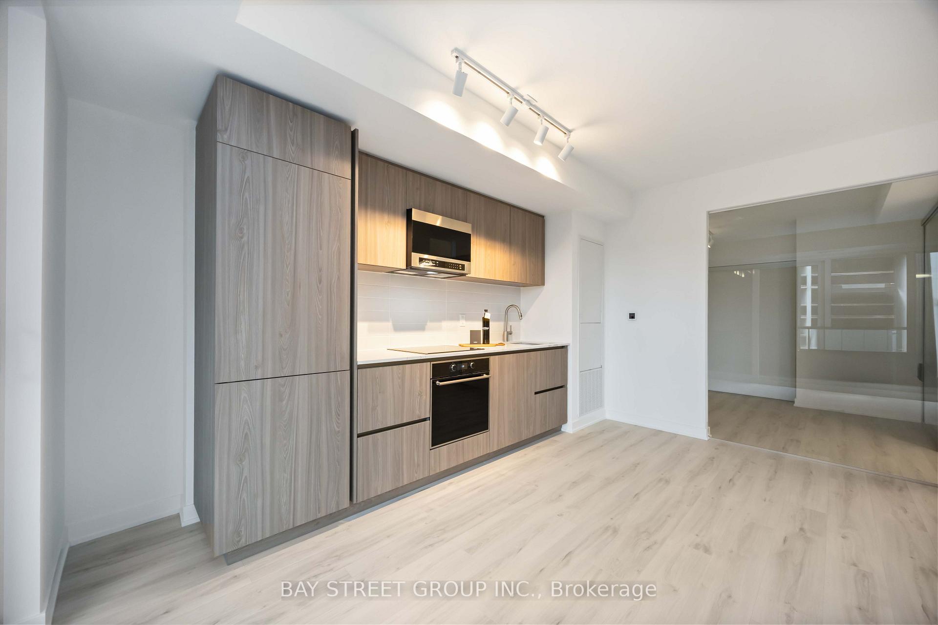 Photo 10 of Unit 316, 120 Broadway Avenue, Toronto, Mount Pleasant West — HOMEH