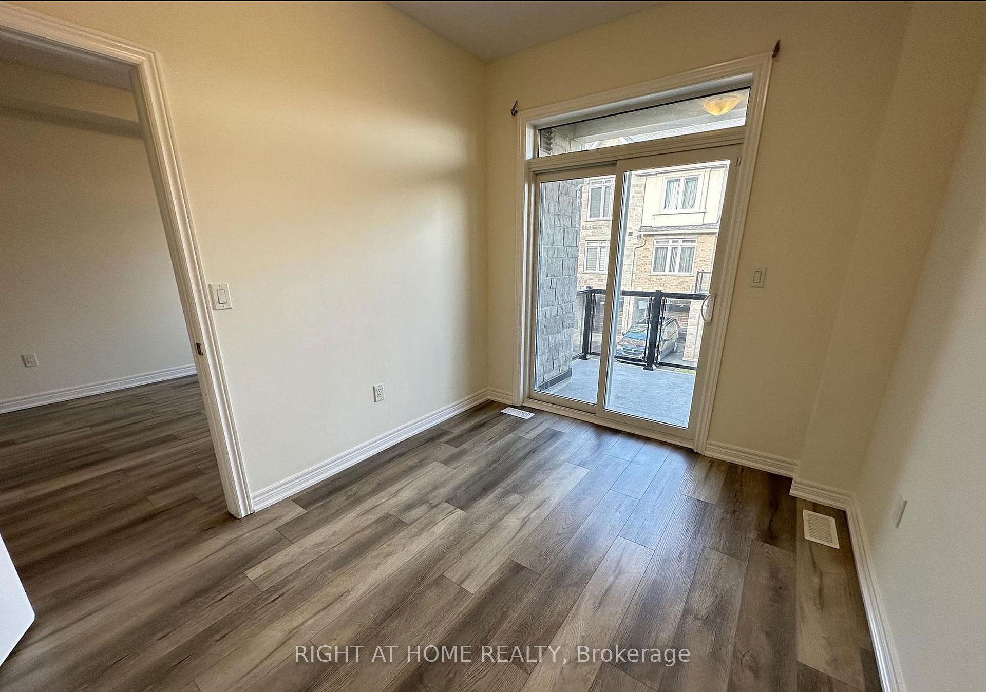 Photo 14 of Unit 22, 40 Zinfandel Drive, Hamilton, Fruitland — HOMEH
