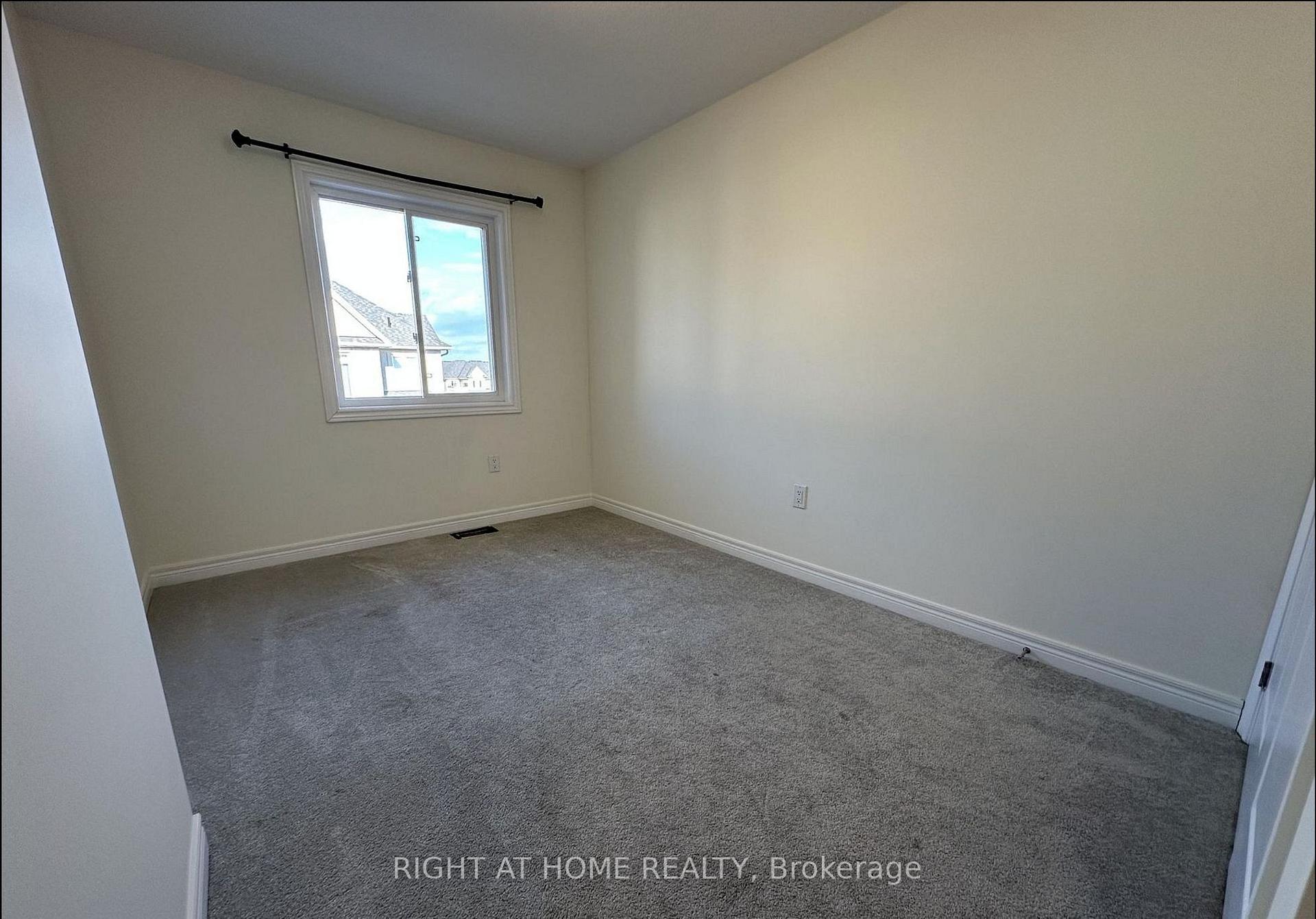 Photo 22 of Unit 22, 40 Zinfandel Drive, Hamilton, Fruitland — HOMEH
