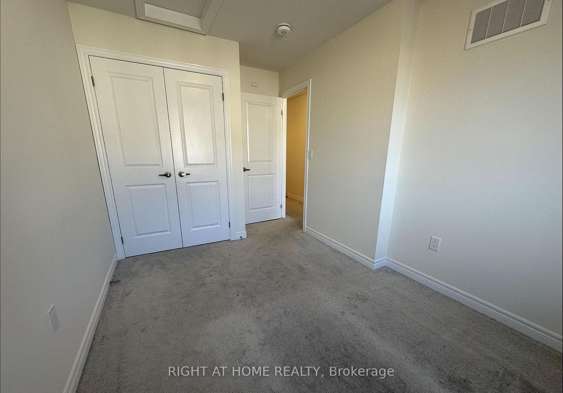 Photo 23 of Unit 22, 40 Zinfandel Drive, Hamilton, Fruitland — HOMEH
