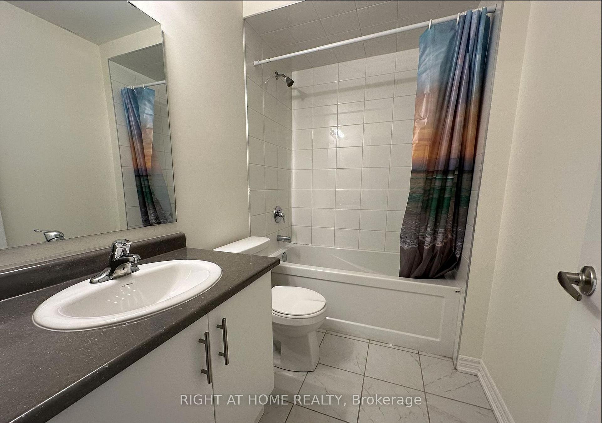 Photo 24 of Unit 22, 40 Zinfandel Drive, Hamilton, Fruitland — HOMEH