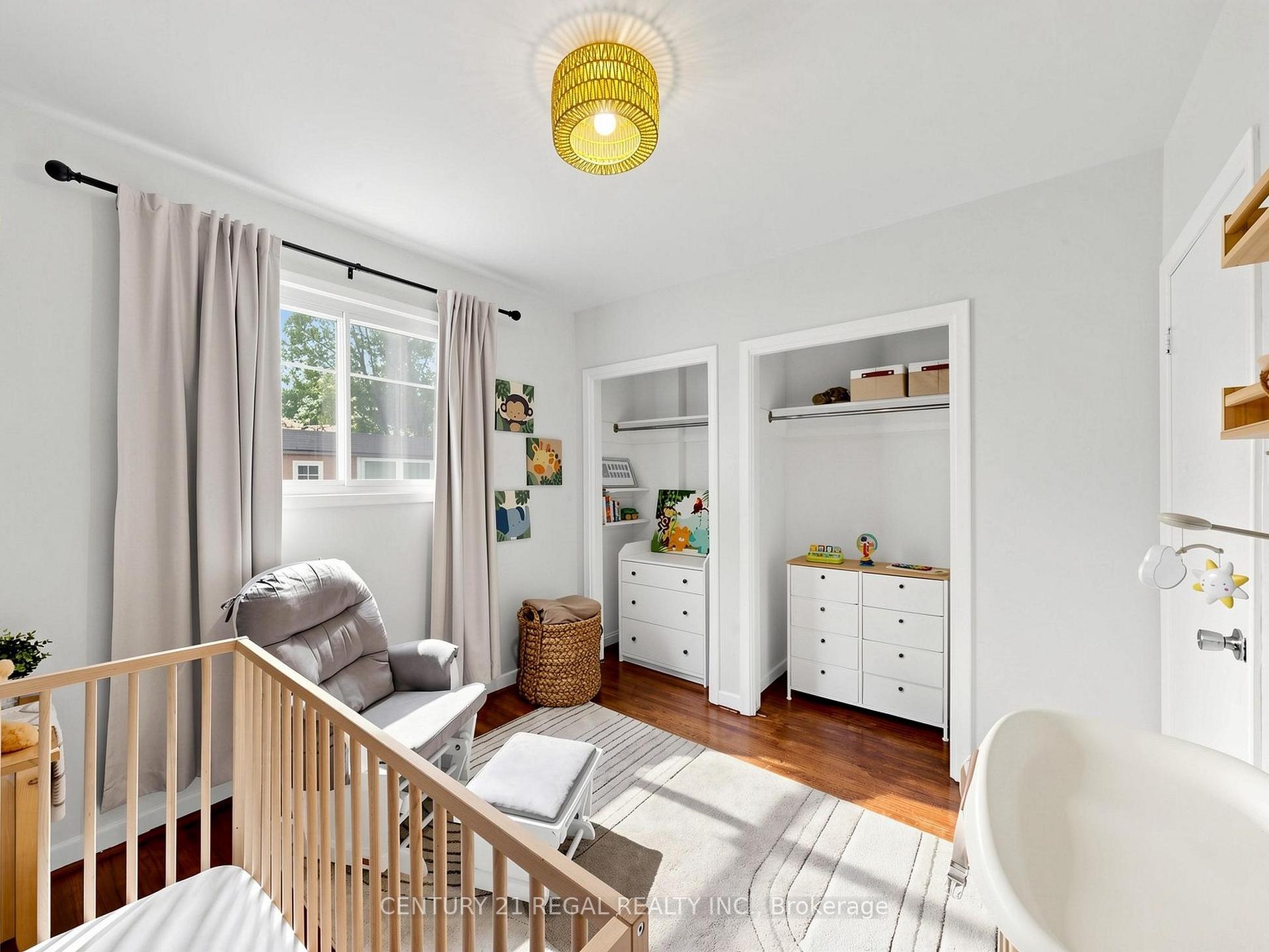 Photo 34 of 77 Billington Crescent, North York, Parkwoods-Donalda — HOMEH