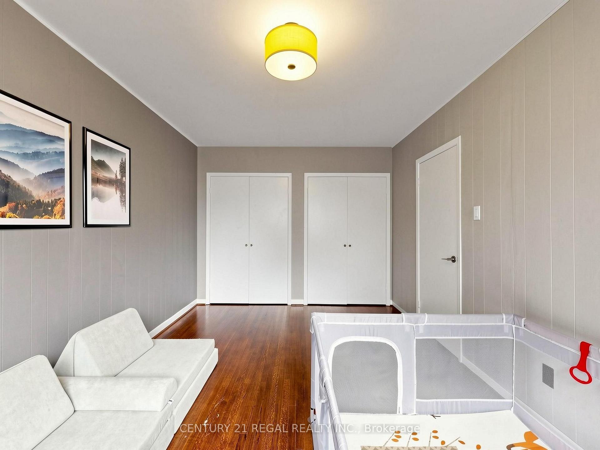 Photo 38 of 77 Billington Crescent, North York, Parkwoods-Donalda — HOMEH