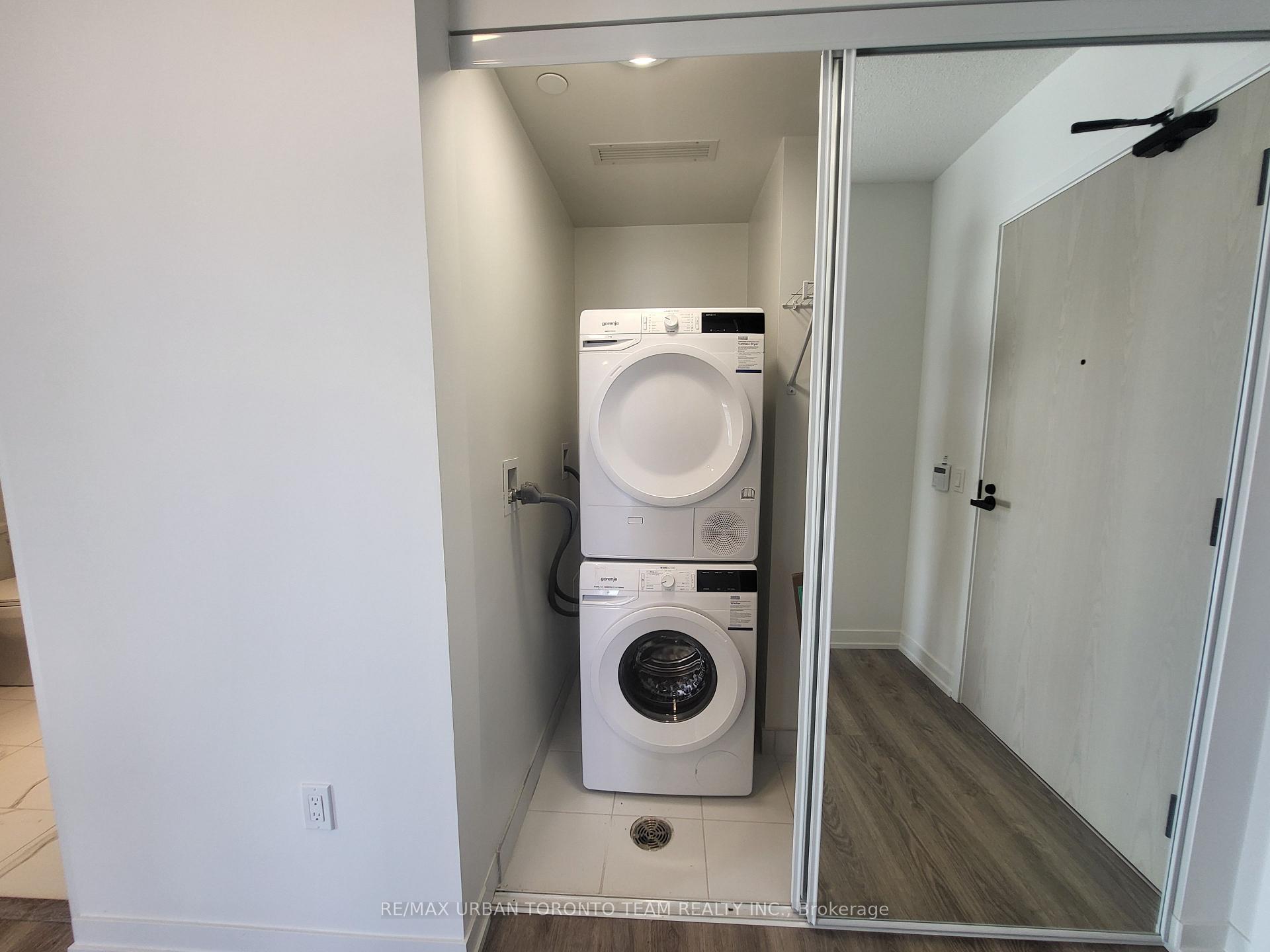Photo 13 of Unit 2306, 195 Commerce Street, Vaughan, Vaughan Corporate Centre — HOMEH