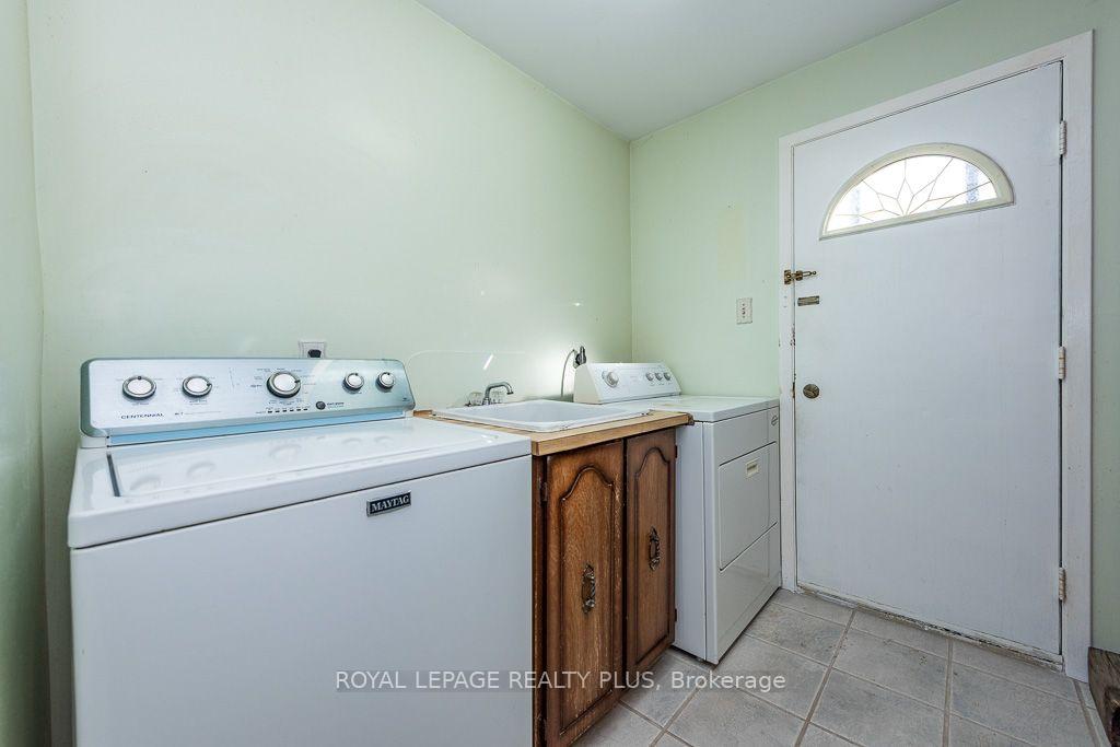 Photo 21 of 19 Macdougall Drive, Brampton, Central Park — HOMEH