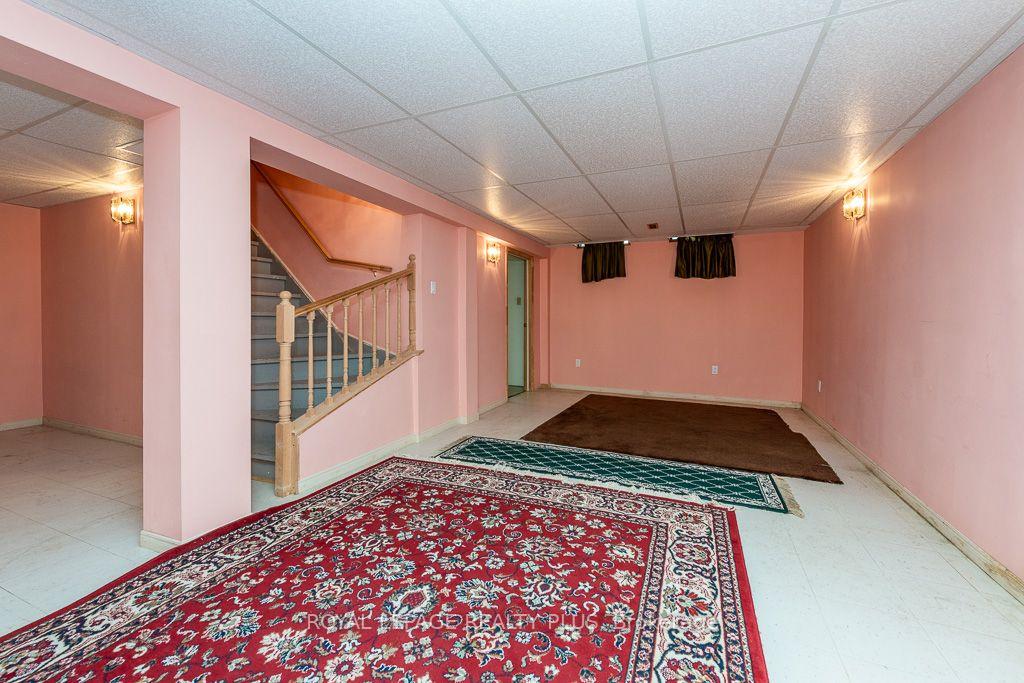 Photo 39 of 19 Macdougall Drive, Brampton, Central Park — HOMEH