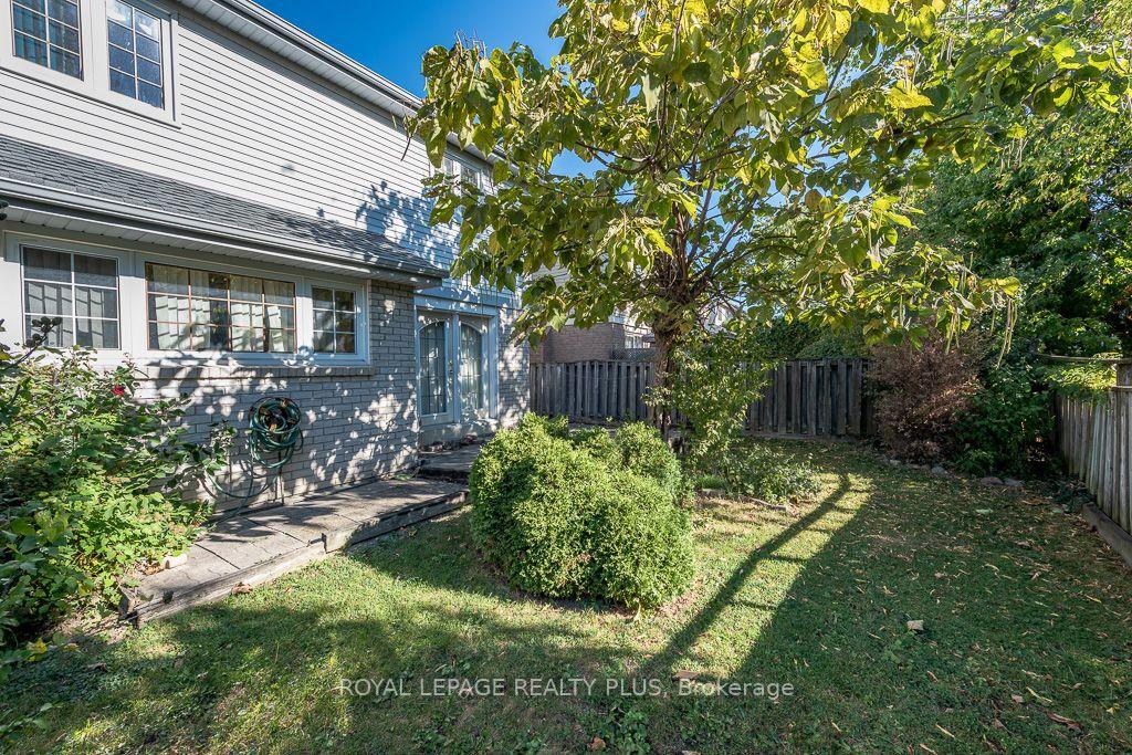Photo 49 of 19 Macdougall Drive, Brampton, Central Park — HOMEH