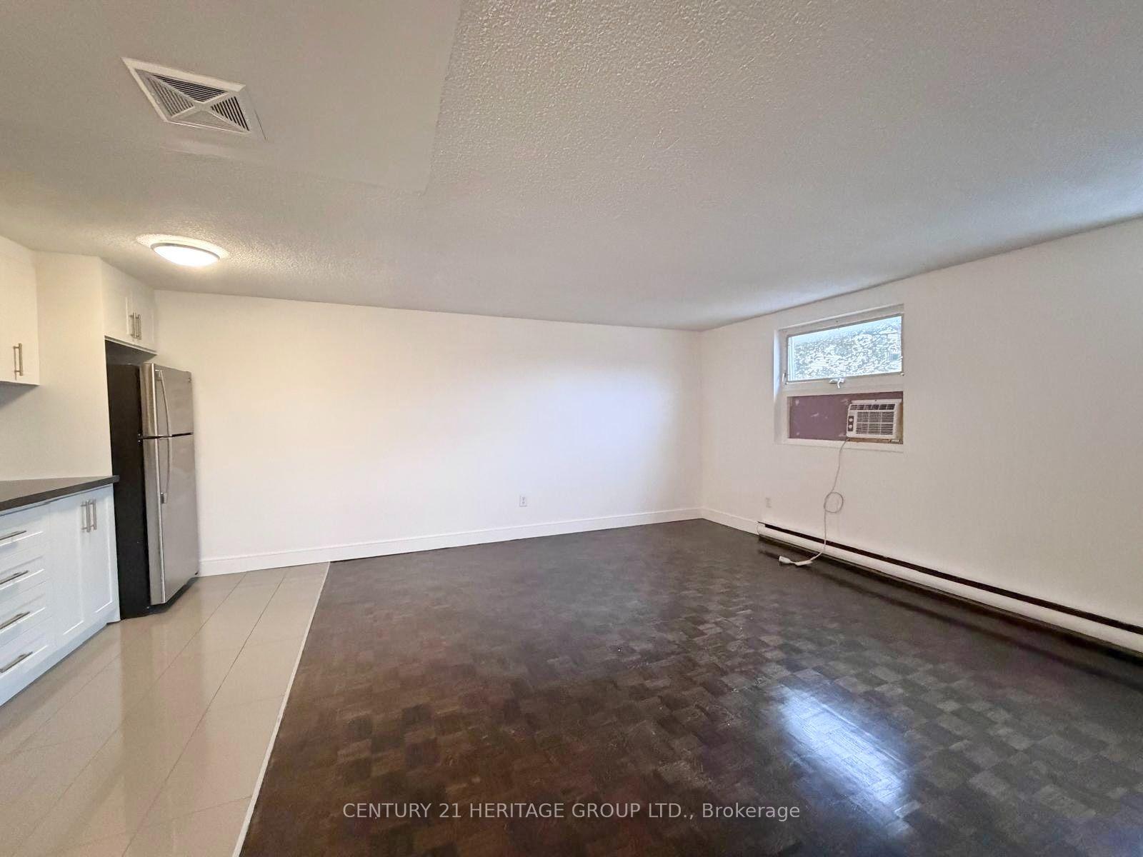 Photo 4 of Unit 131, 7555 Goreway Drive, Mississauga, Malton — HOMEH