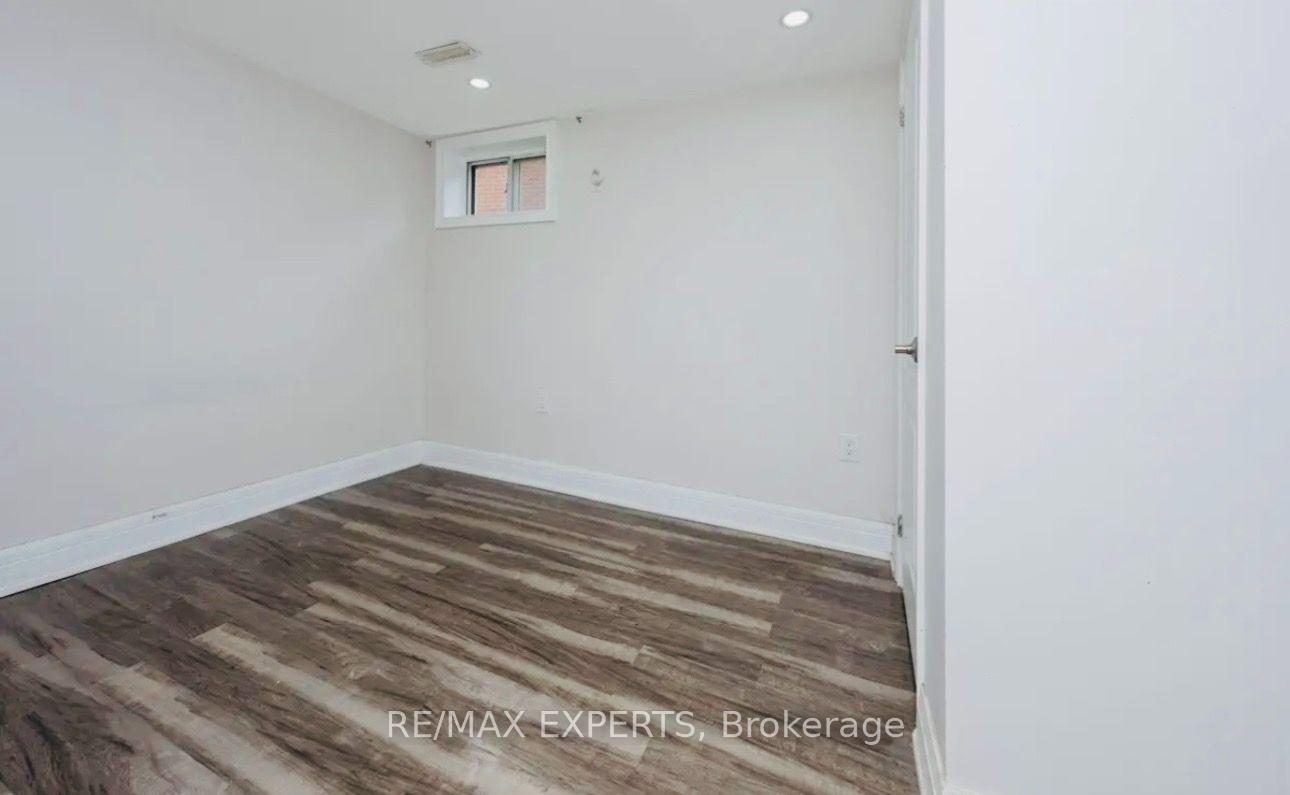 Photo 7 of Unit Lower, 465 Fergo Avenue, Mississauga, Cooksville — HOMEH