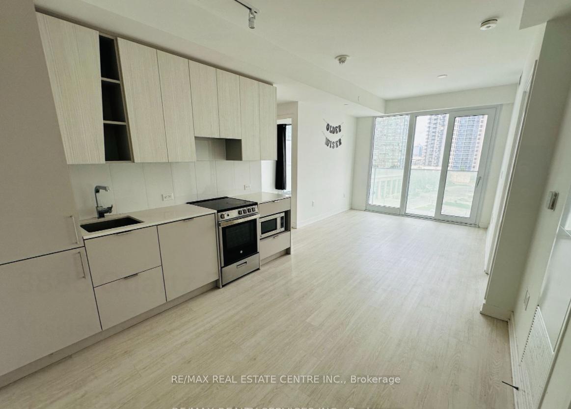 Photo of Unit 511, 3883 Quartz Road