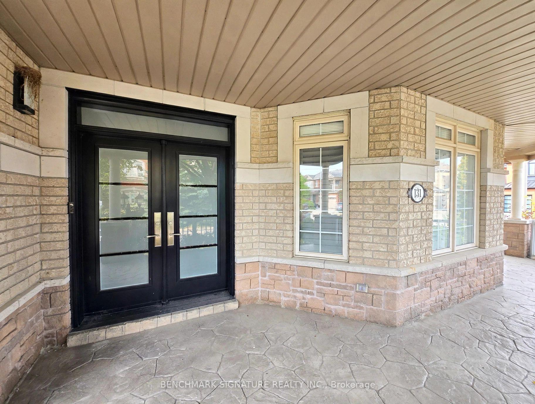 Photo 3 of 131 Magpie Crescent, Vaughan, Vellore Village — HOMEH