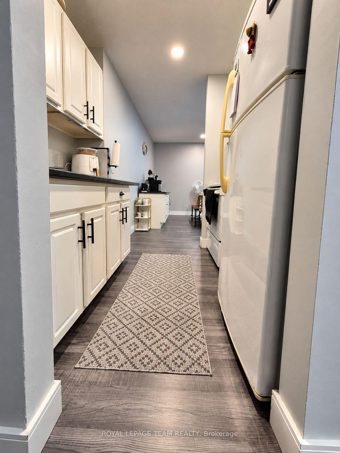 Photo 3 of Unit 1, 825 Macodrum Drive, Brockville, Brockville — HOMEH