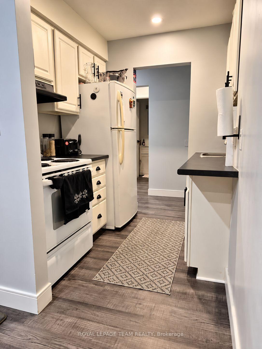 Photo 5 of Unit 1, 825 Macodrum Drive, Brockville, Brockville — HOMEH