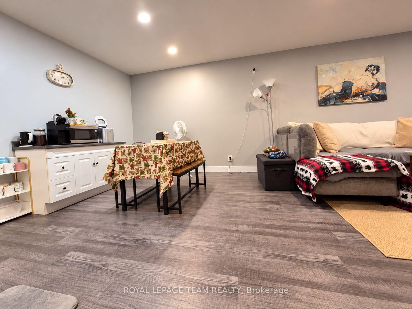 Photo 9 of Unit 1, 825 Macodrum Drive, Brockville, Brockville — HOMEH