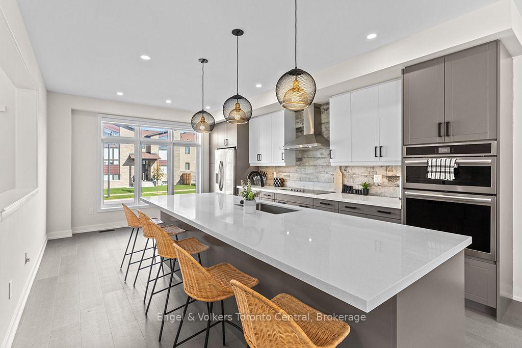 Photo 6 of 125 Stoneleigh Drive, Blue Mountains — HOMEH