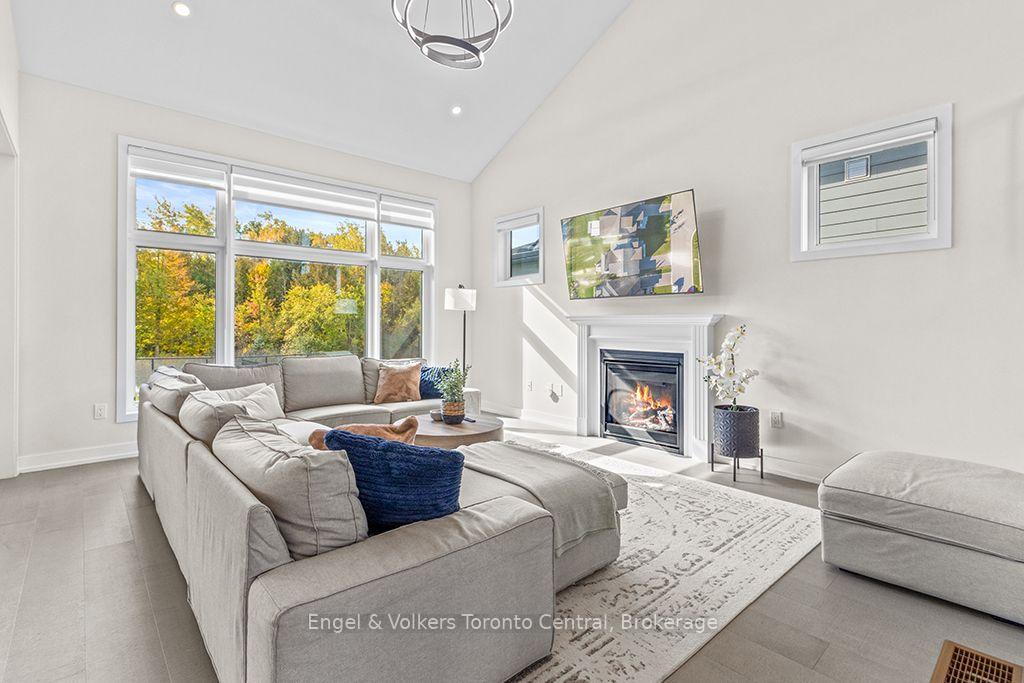 Photo 8 of 125 Stoneleigh Drive, Blue Mountains — HOMEH