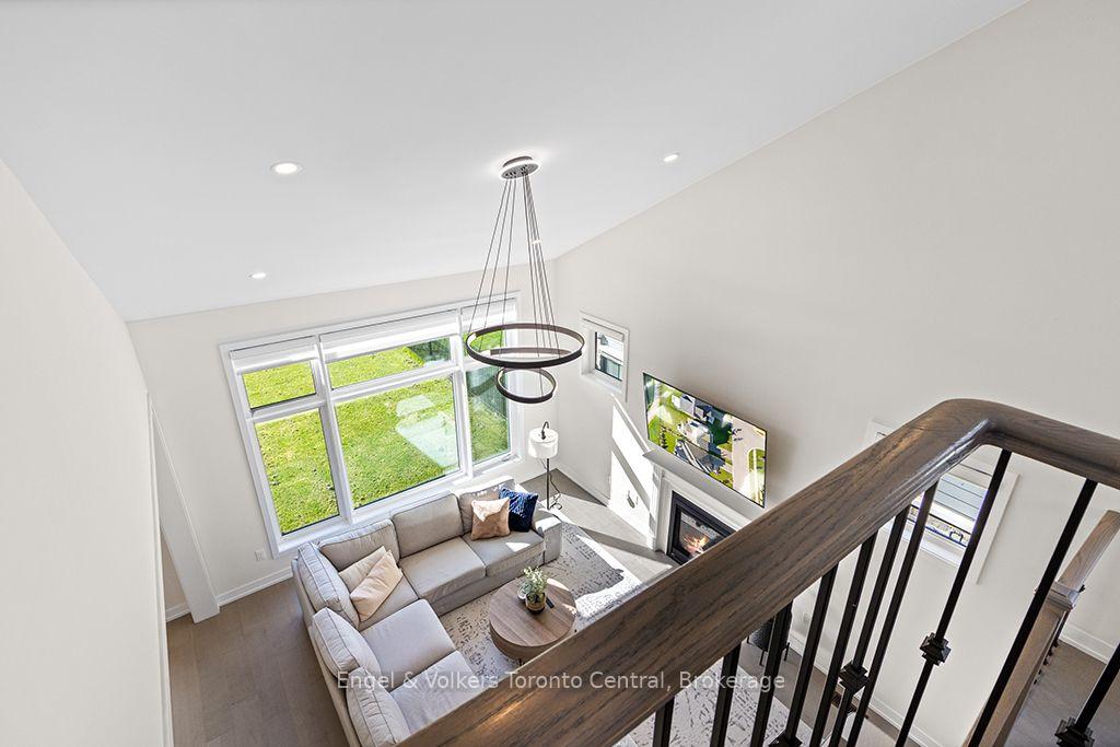 Photo 17 of 125 Stoneleigh Drive, Blue Mountains — HOMEH