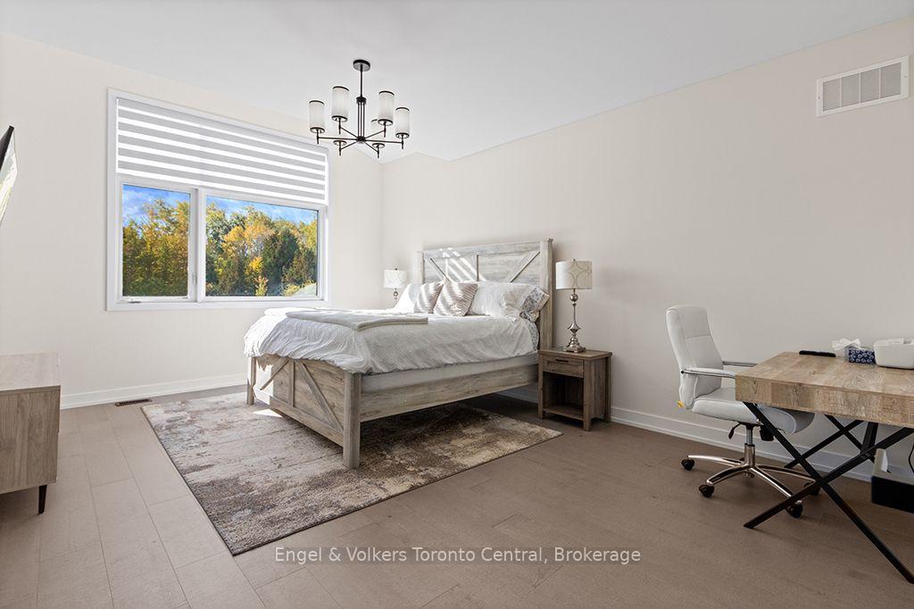 Photo 18 of 125 Stoneleigh Drive, Blue Mountains — HOMEH