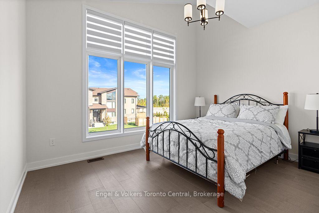 Photo 24 of 125 Stoneleigh Drive, Blue Mountains — HOMEH