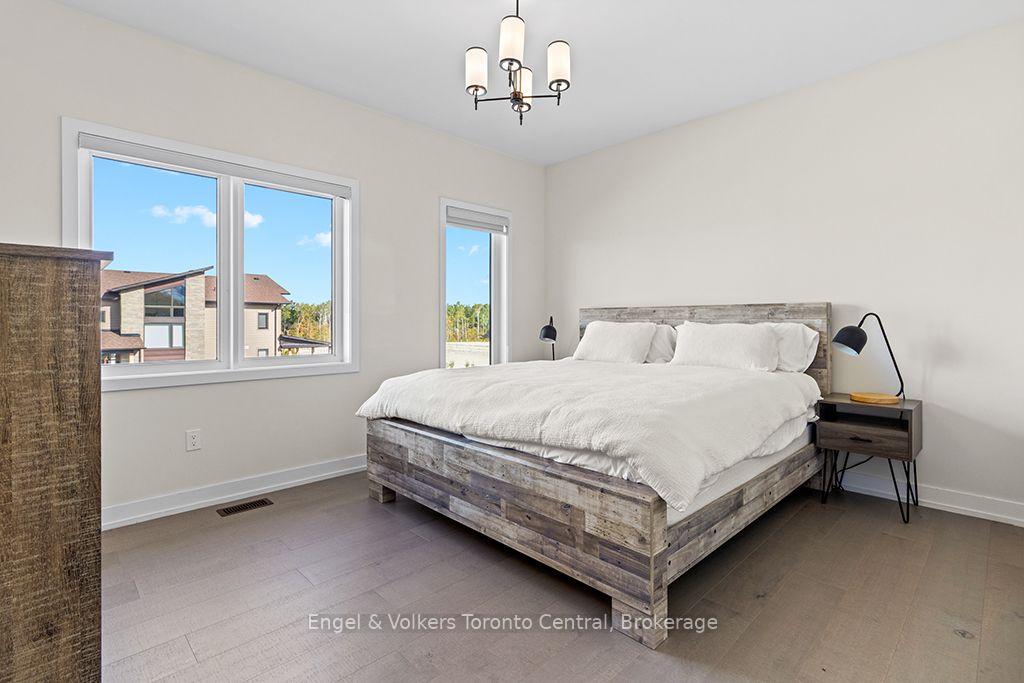 Photo 28 of 125 Stoneleigh Drive, Blue Mountains — HOMEH