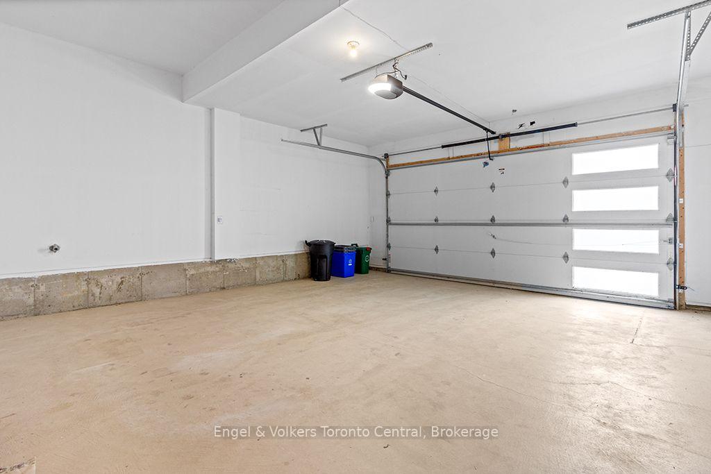 Photo 44 of 125 Stoneleigh Drive, Blue Mountains — HOMEH