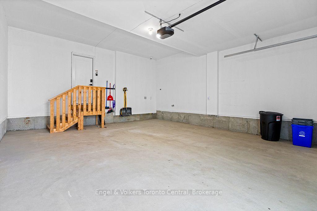Photo 45 of 125 Stoneleigh Drive, Blue Mountains — HOMEH