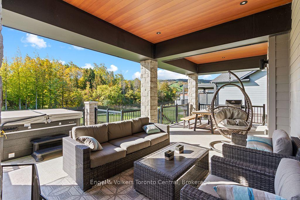 Photo 47 of 125 Stoneleigh Drive, Blue Mountains — HOMEH