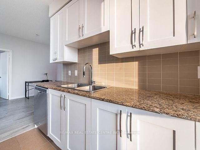Photo 7 of Unit 2807, 4070 Confederation Parkway, Mississauga, Creditview — HOMEH