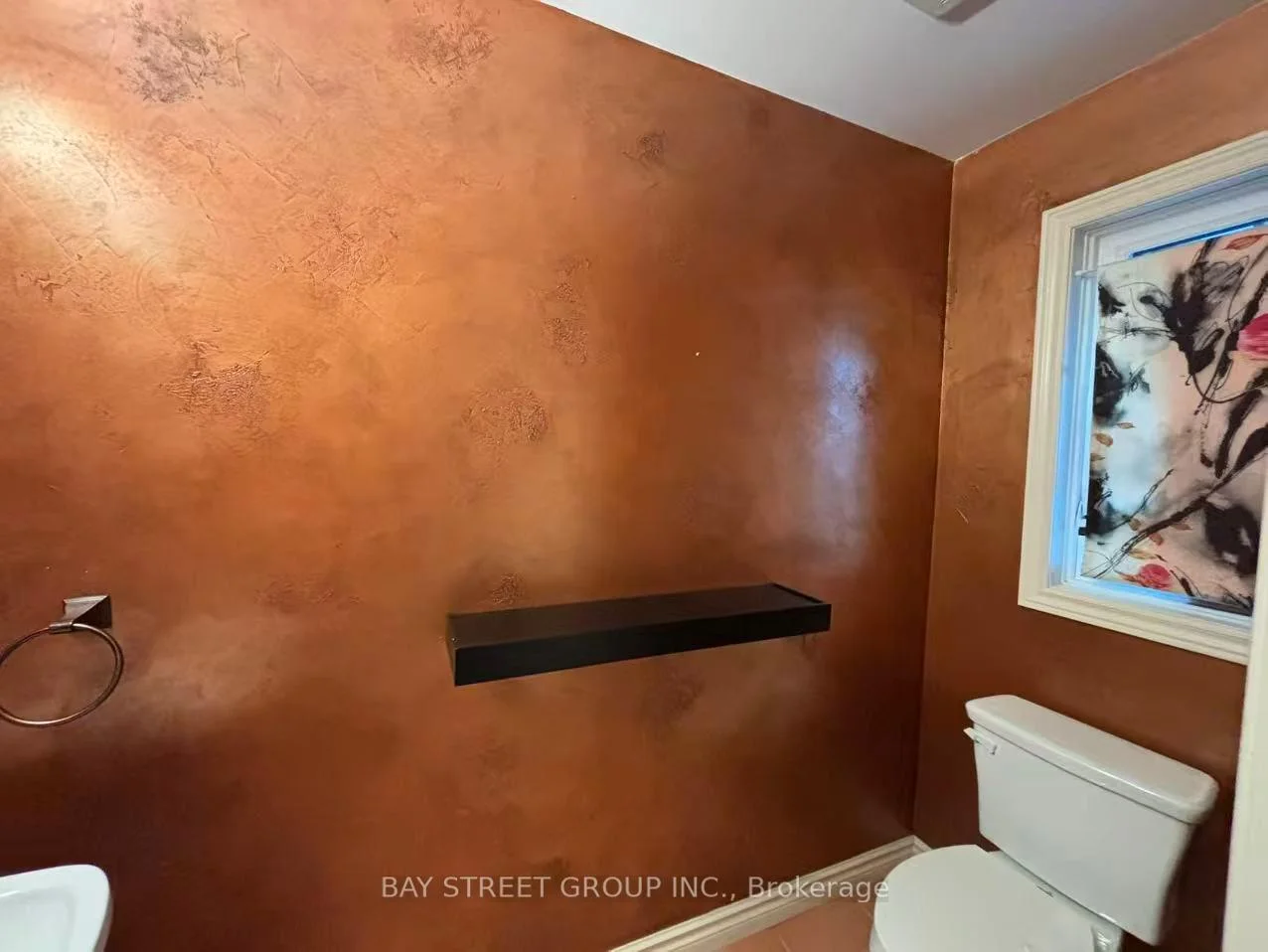 Photo 13 of Unit 18, 20 Meadowlands Boulevard, Hamilton, Meadowlands — HOMEH