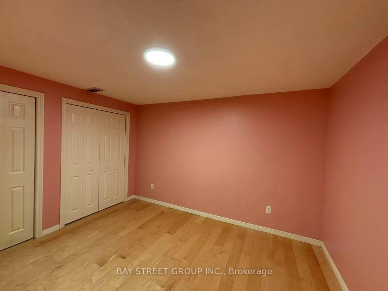 Photo 21 of Unit 18, 20 Meadowlands Boulevard, Hamilton, Meadowlands — HOMEH