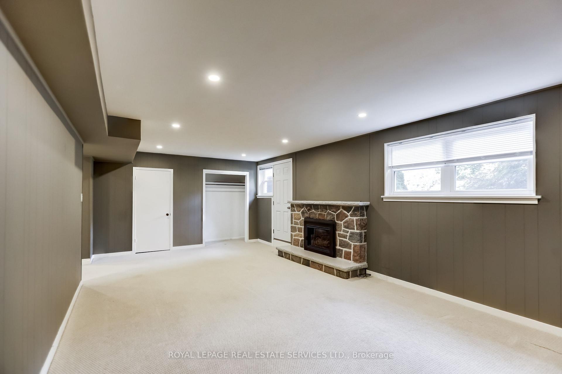 Photo 80 of 75 Ravensbourne Crescent, Etobicoke, Princess-Rosethorn — HOMEH