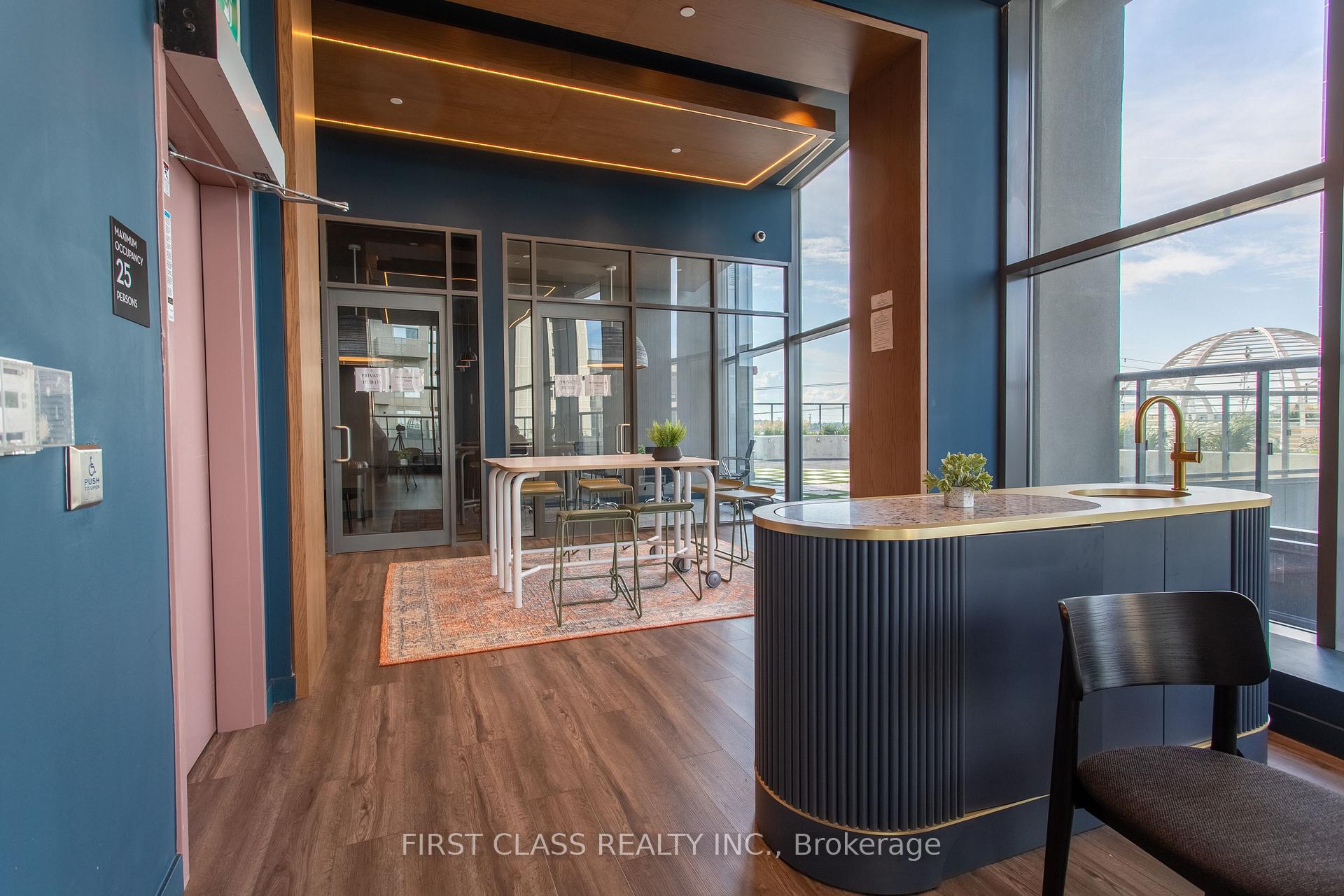 Photo 8 of Unit 403, 474 Caldari Road, Vaughan, Concord — HOMEH