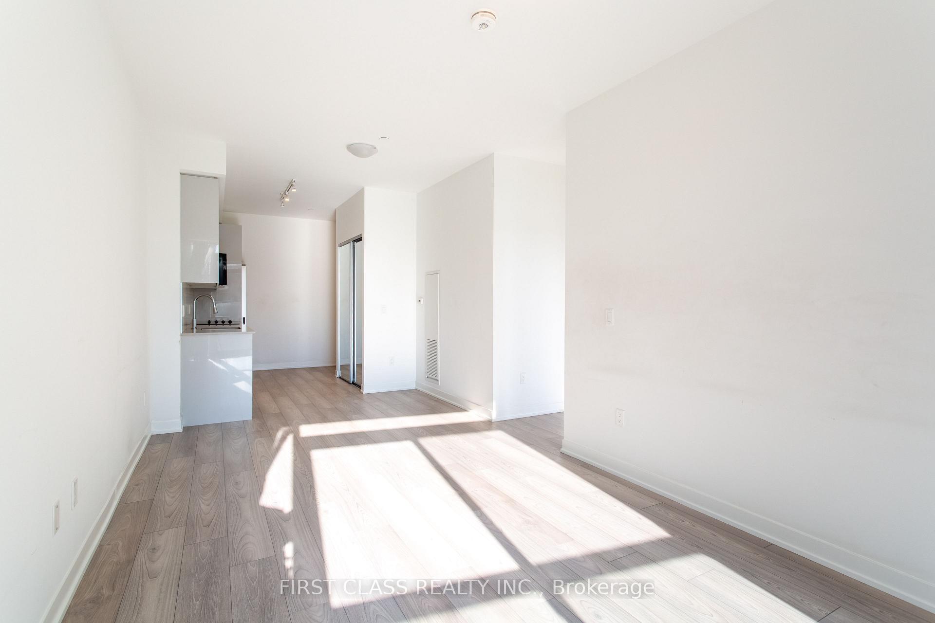 Photo 13 of Unit 403, 474 Caldari Road, Vaughan, Concord — HOMEH
