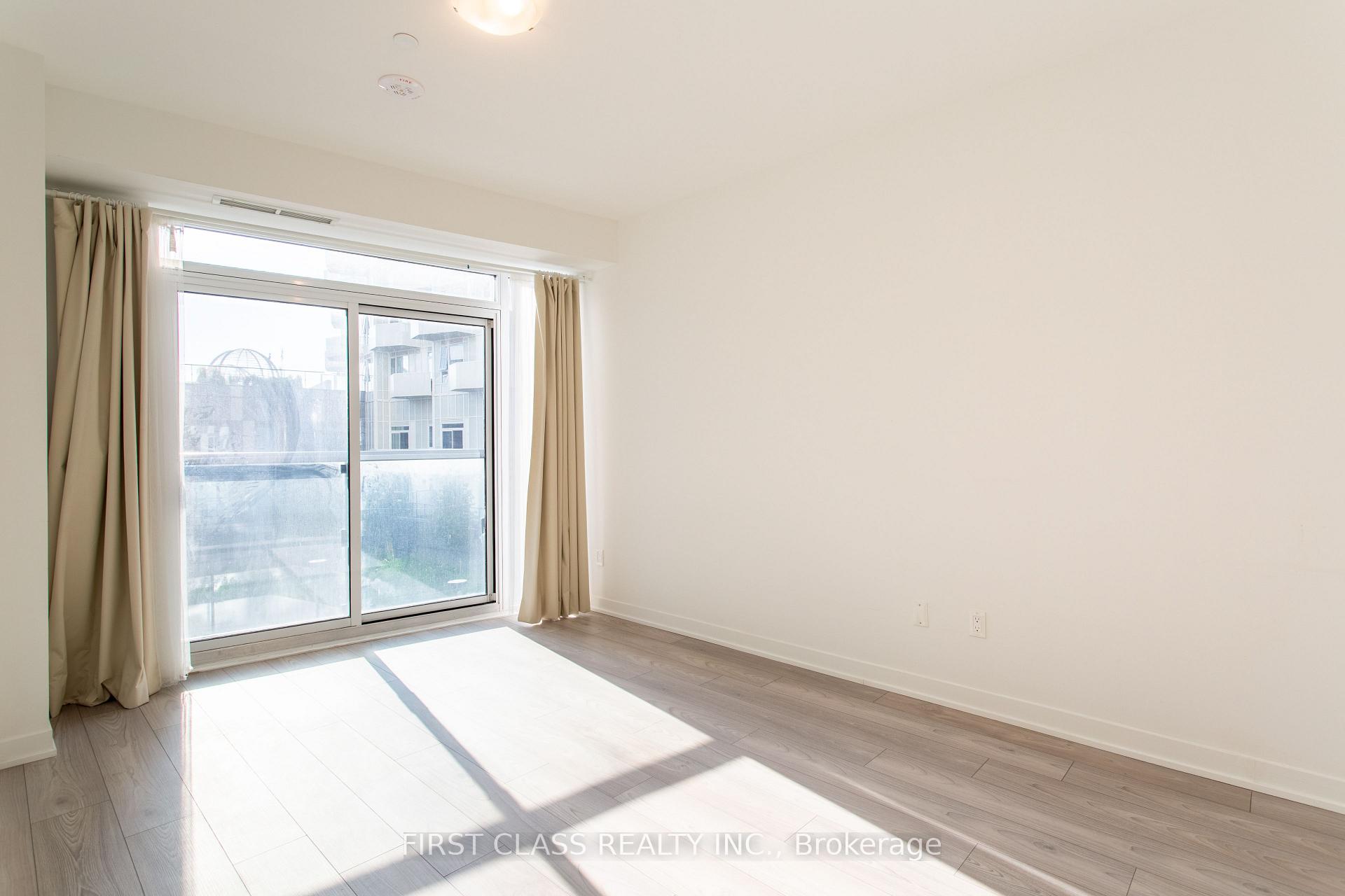 Photo 19 of Unit 403, 474 Caldari Road, Vaughan, Concord — HOMEH