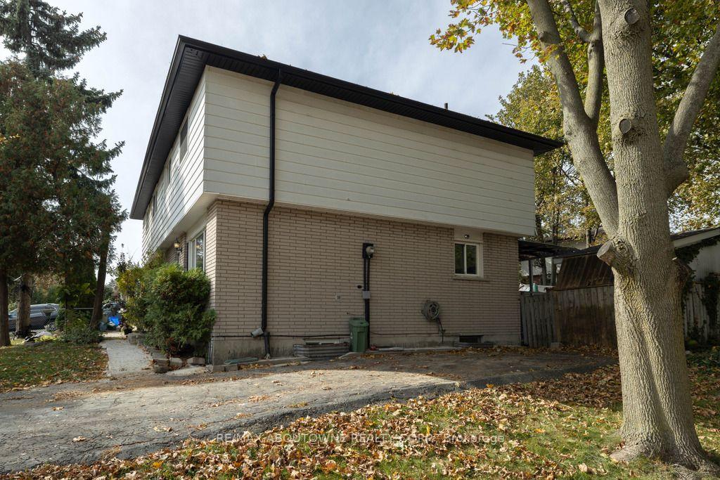 Photo 3 of 4 Glamis Court, Hamilton, Gilkson — HOMEH
