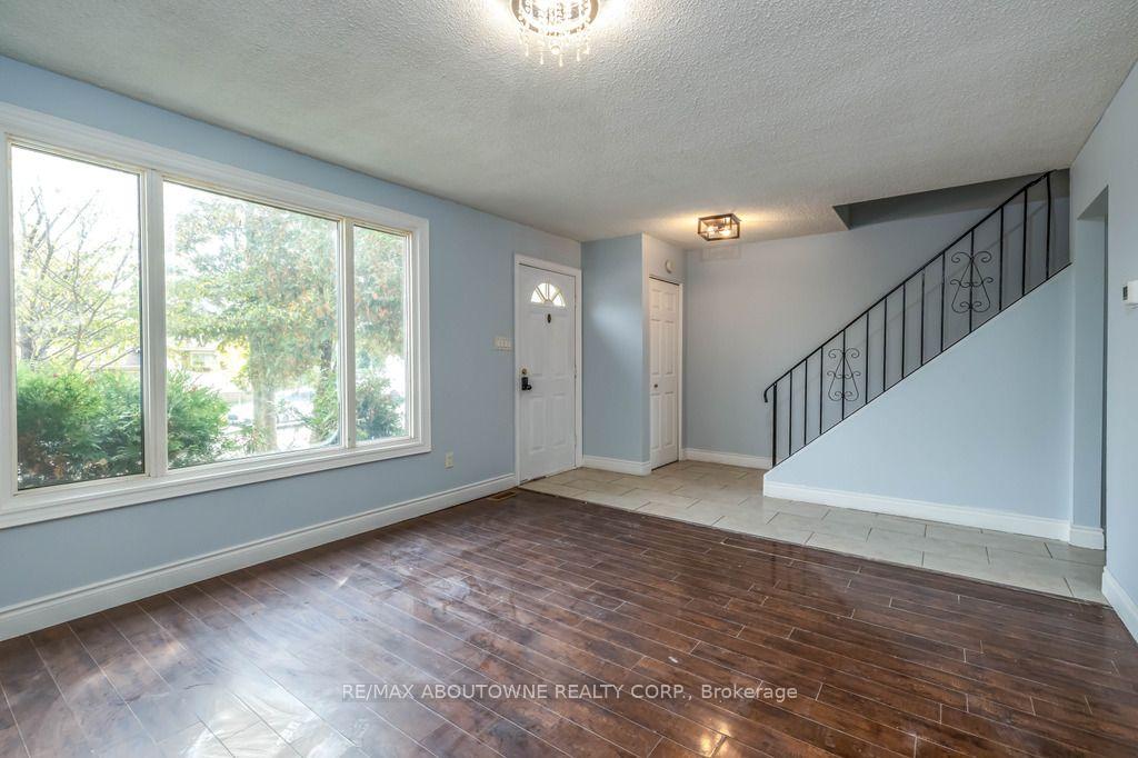 Photo 16 of 4 Glamis Court, Hamilton, Gilkson — HOMEH