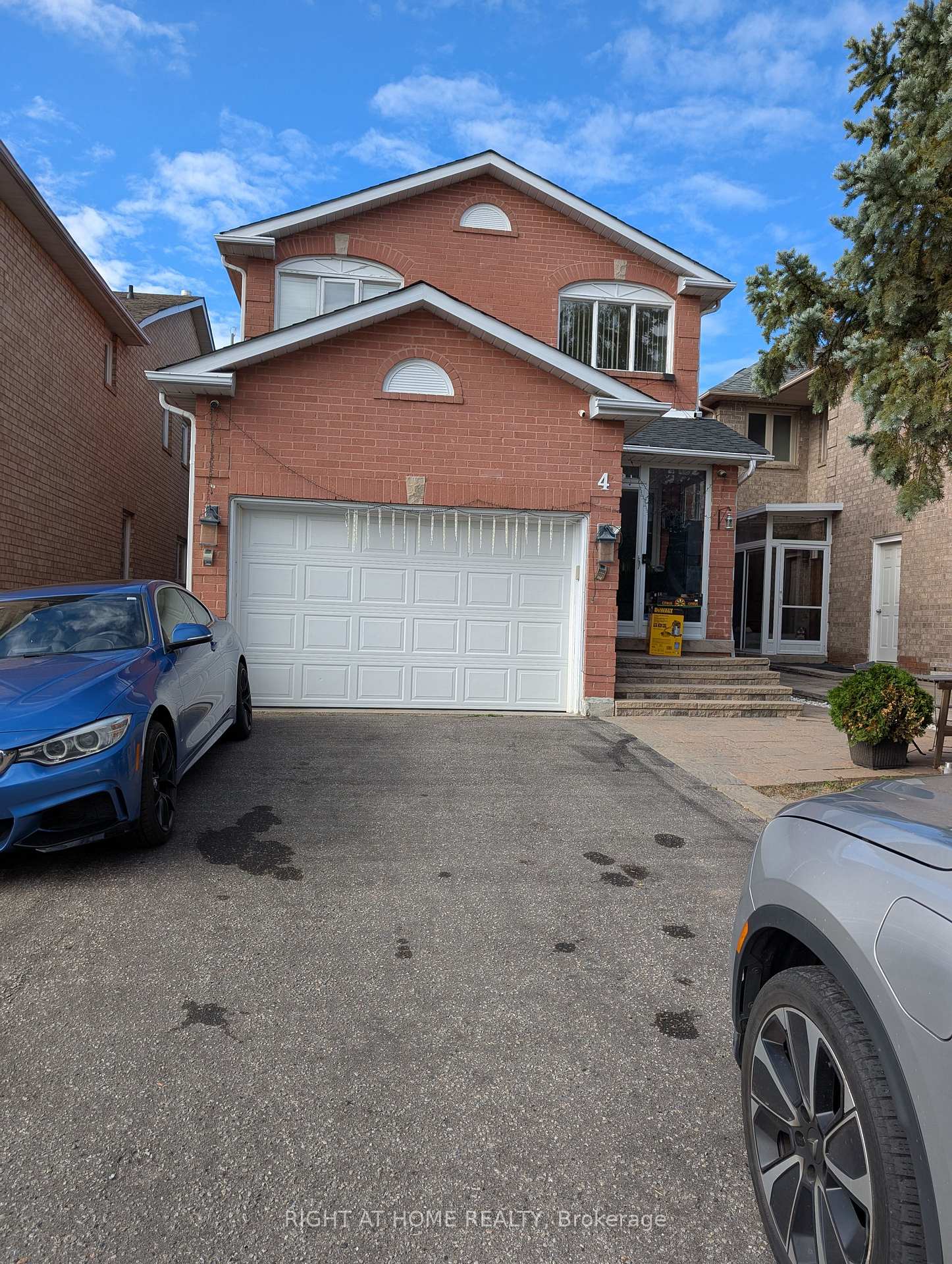 Photo of 4 Bayel Crescent