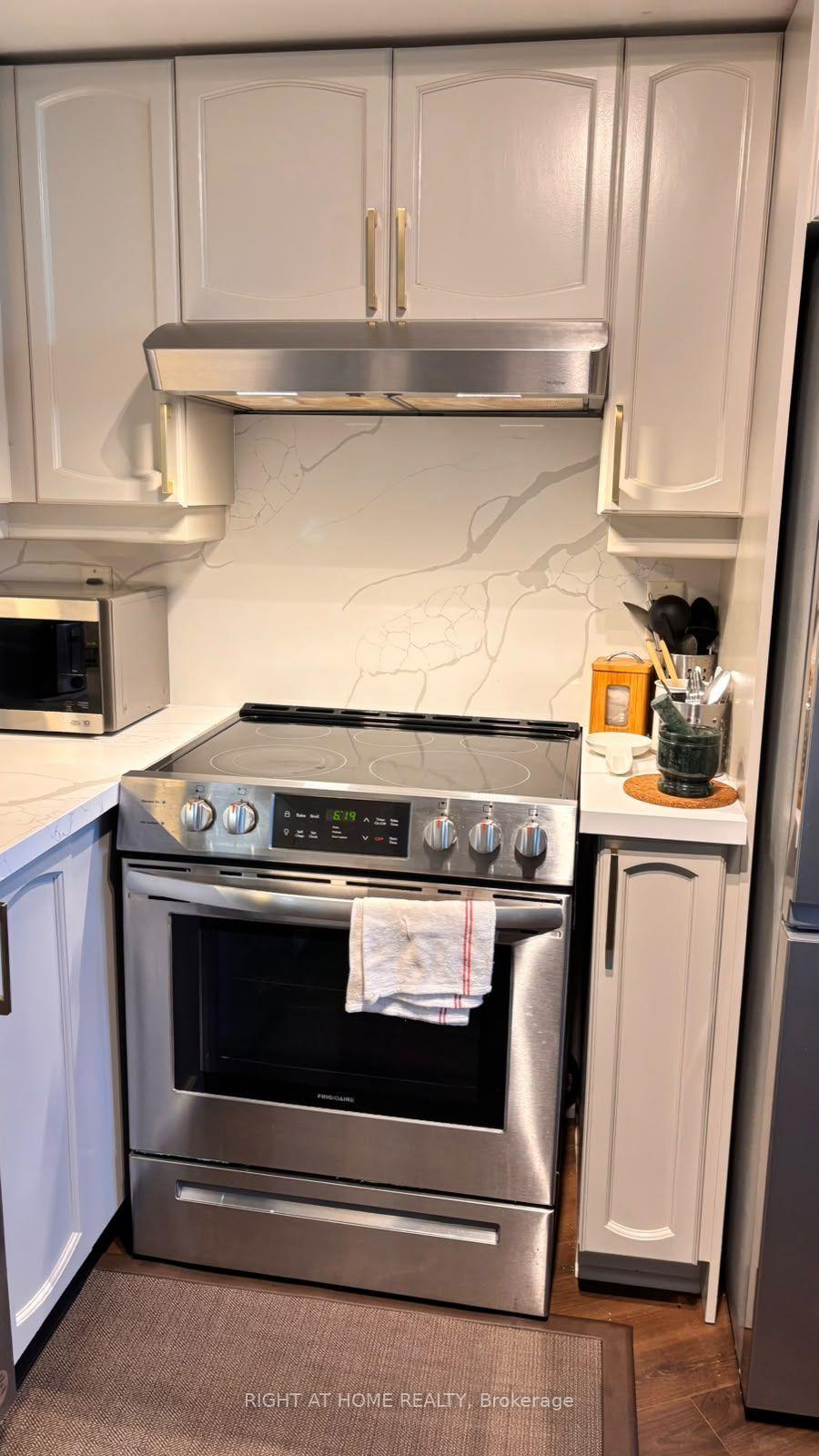 Photo 23 of Unit 2709, 710 Humberwood Boulevard, Etobicoke, West Humber-Clairville — HOMEH