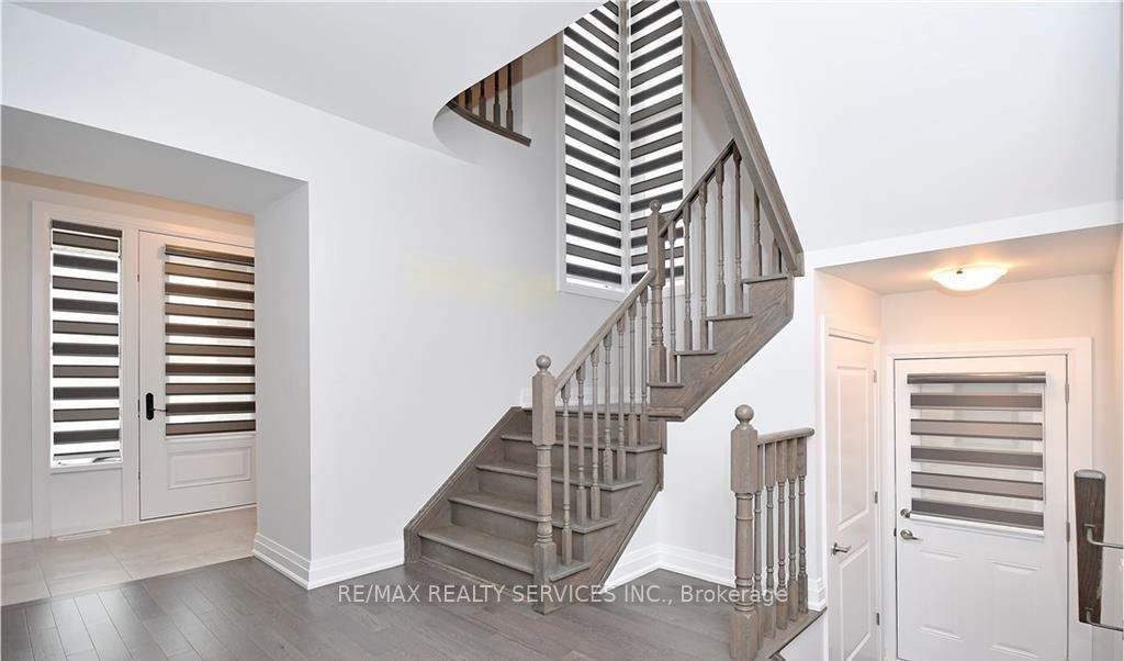 Photo 5 of 1267 Upper Thames Drive, Woodstock, Woodstock - North — HOMEH