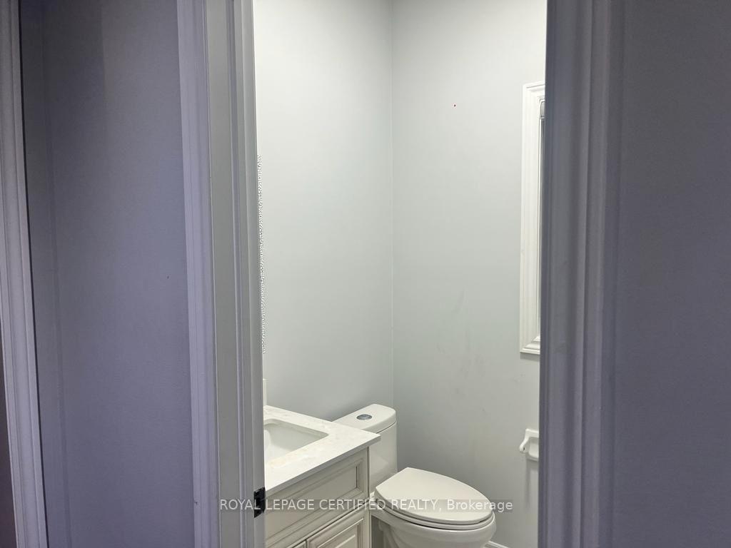 Photo 3 of Unit 2, 7 Richmead Road, Brampton, Credit Valley — HOMEH