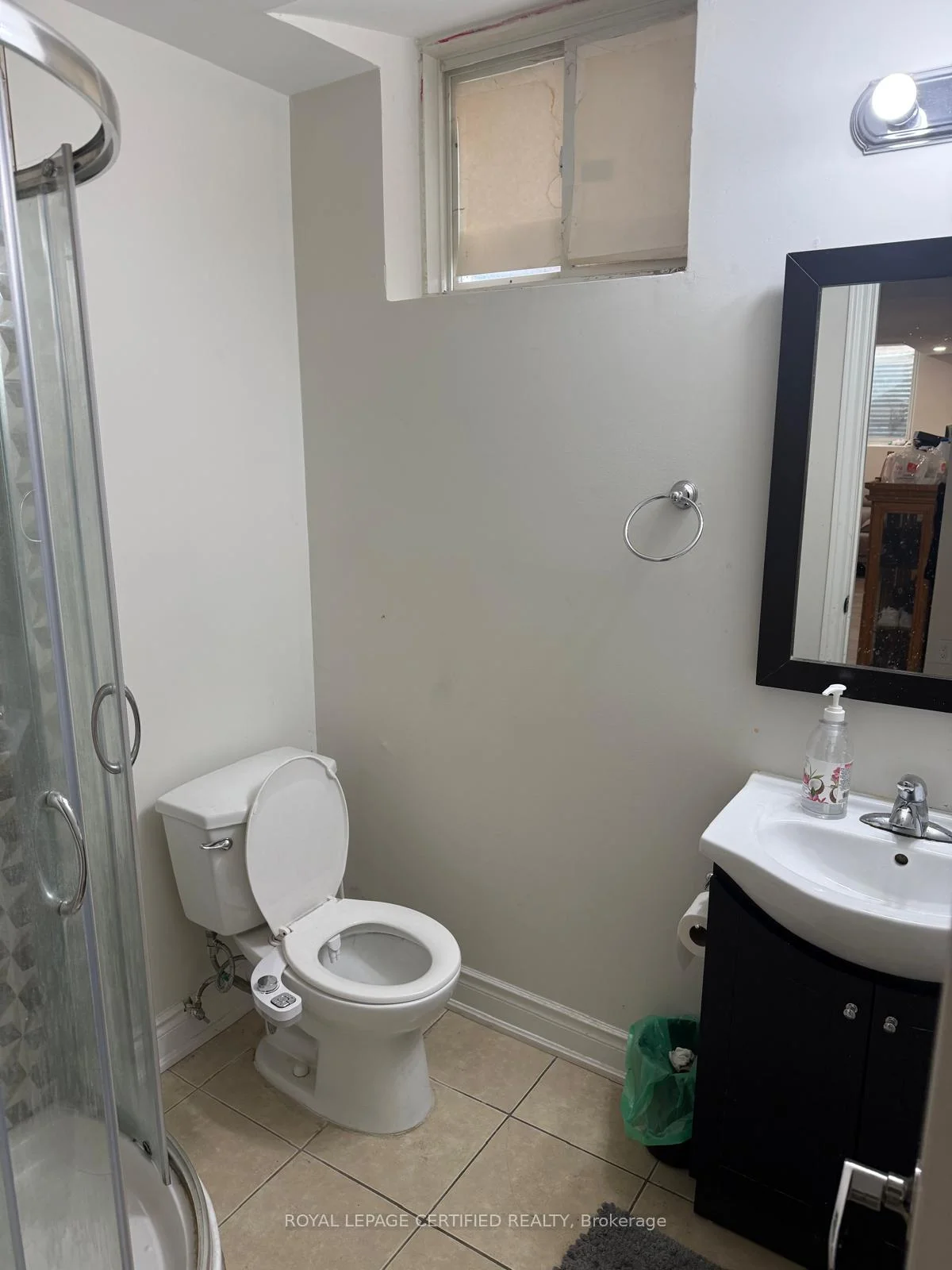 Photo 4 of Unit 2, 7 Richmead Road, Brampton, Credit Valley — HOMEH