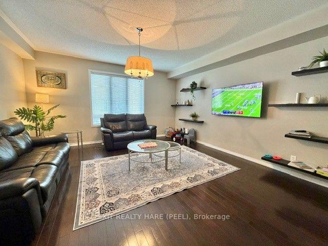 Photo 11 of 27 Bergamont Road, Brampton, Bram West — HOMEH