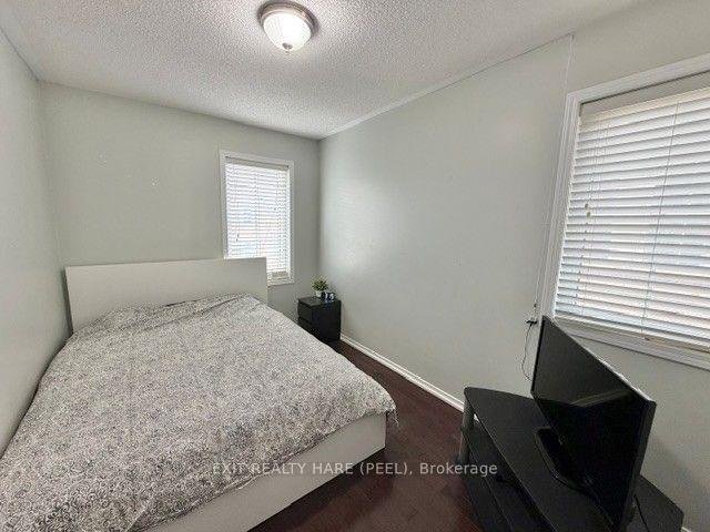 Photo 17 of 27 Bergamont Road, Brampton, Bram West — HOMEH