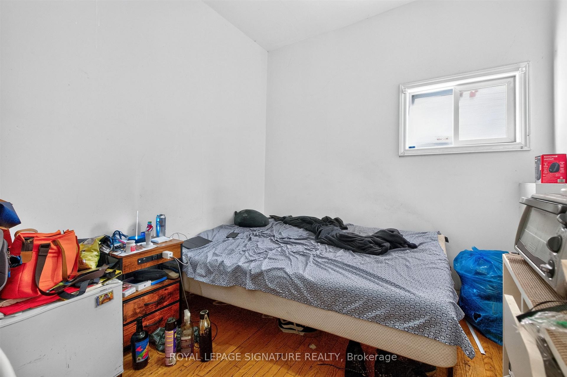 Photo 14 of 212 Lippincott Street, Toronto, University — HOMEH