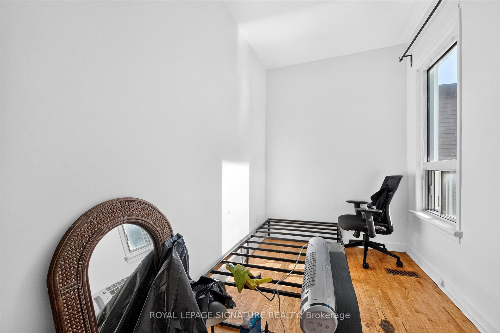 Photo 23 of 212 Lippincott Street, Toronto, University — HOMEH