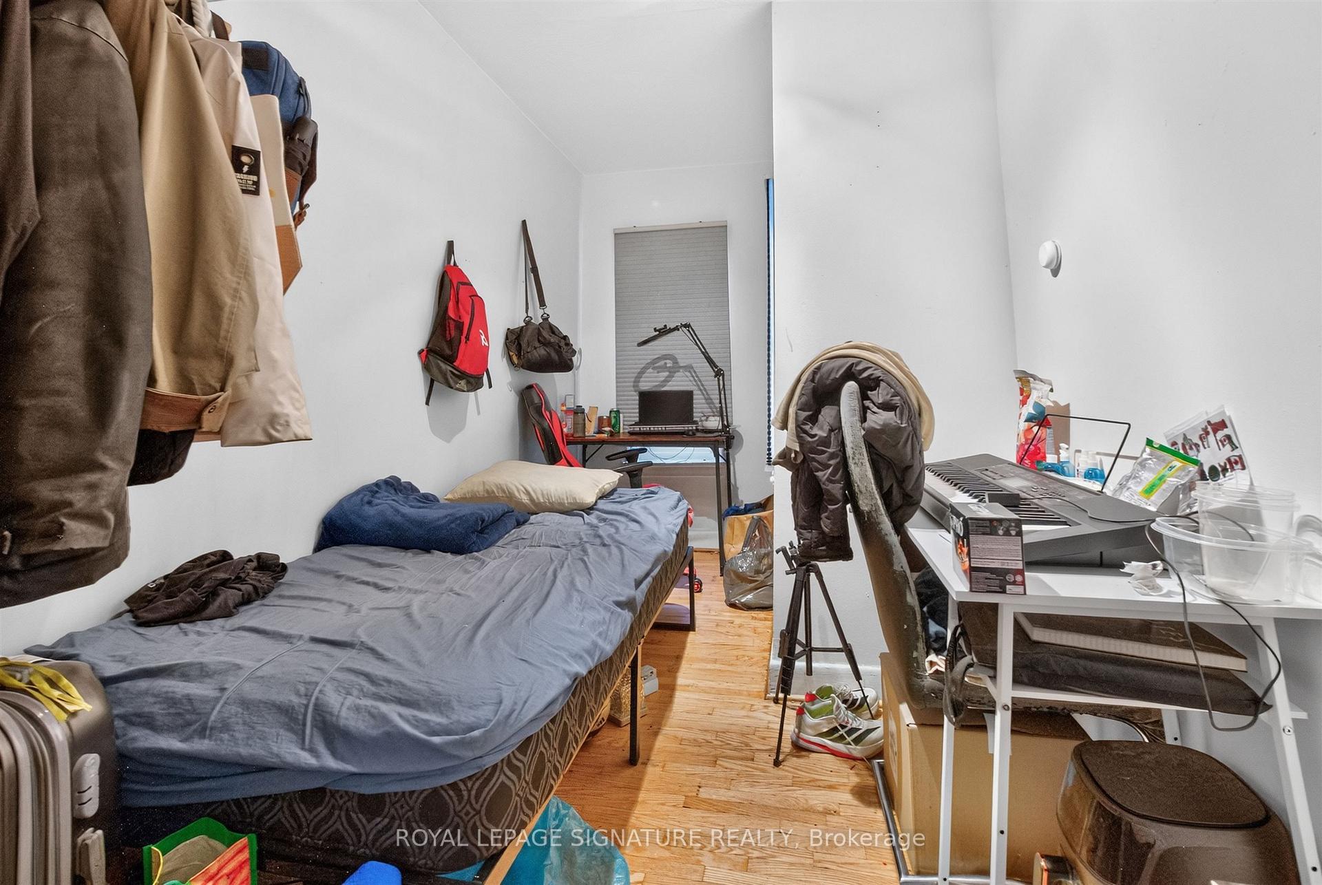 Photo 13 of 212 Lippincott Street, Toronto, University — HOMEH