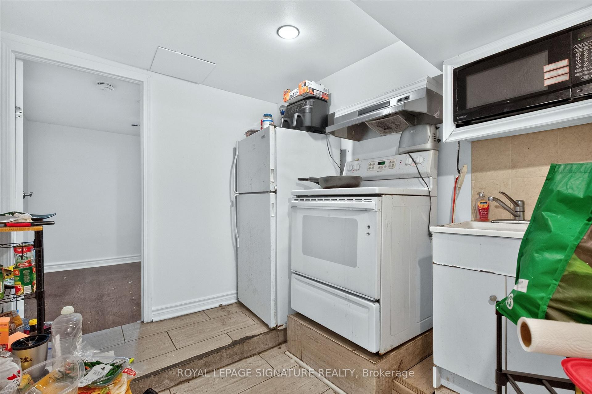 Photo 43 of 212 Lippincott Street, Toronto, University — HOMEH